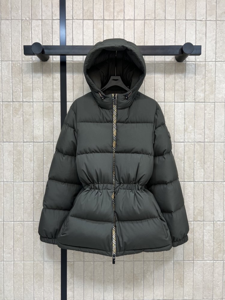 Куртка пуховик жіноча