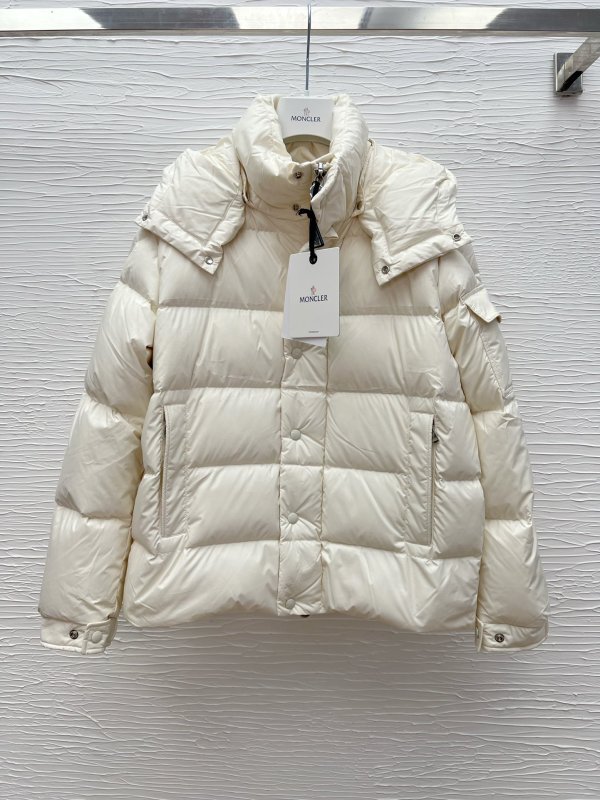 Куртка пуховик женская