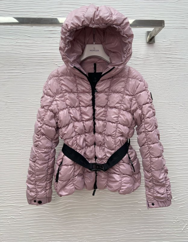 Куртка пуховик женская