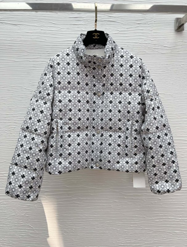 Куртка пуховик женская