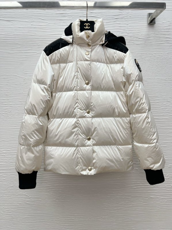 Куртка пуховик женская