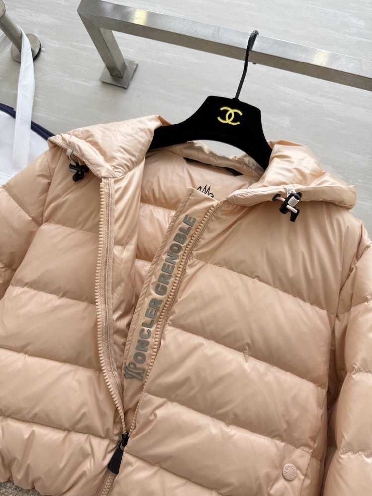 Куртка пуховик жіноча фото 4