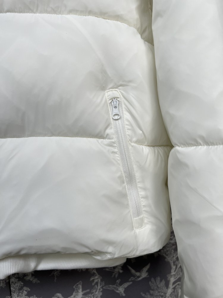 Куртка пуховик жіноча фото 4