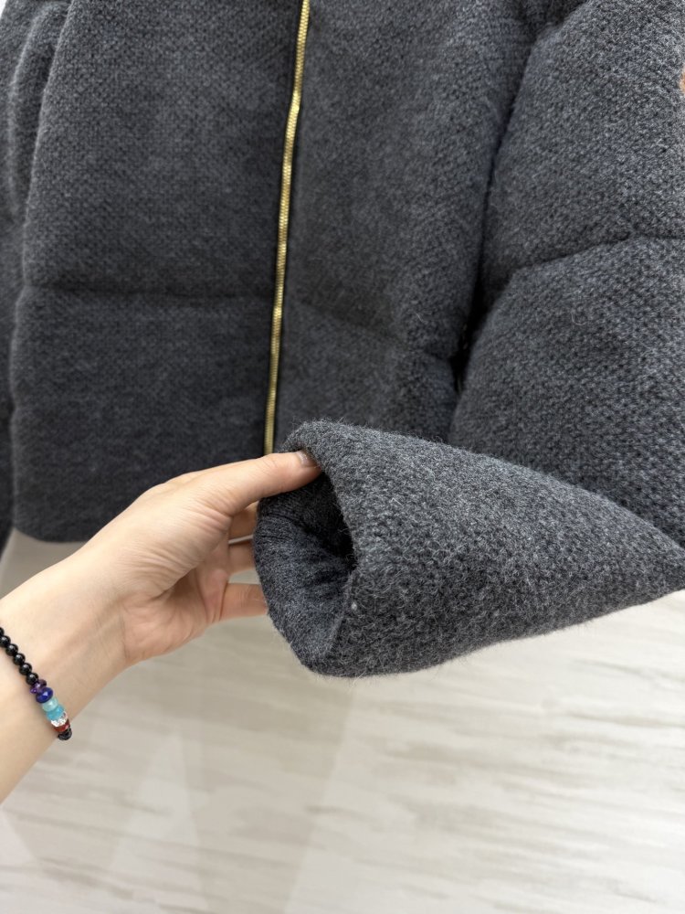 Куртка пуховик жіноча фото 5