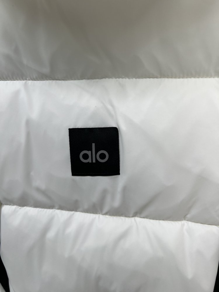 Куртка пуховик жіноча фото 7