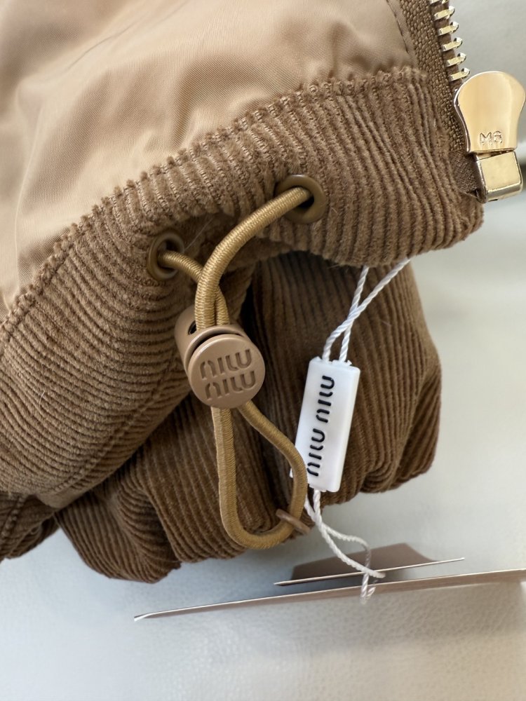 Куртка пуховик жіноча фото 8