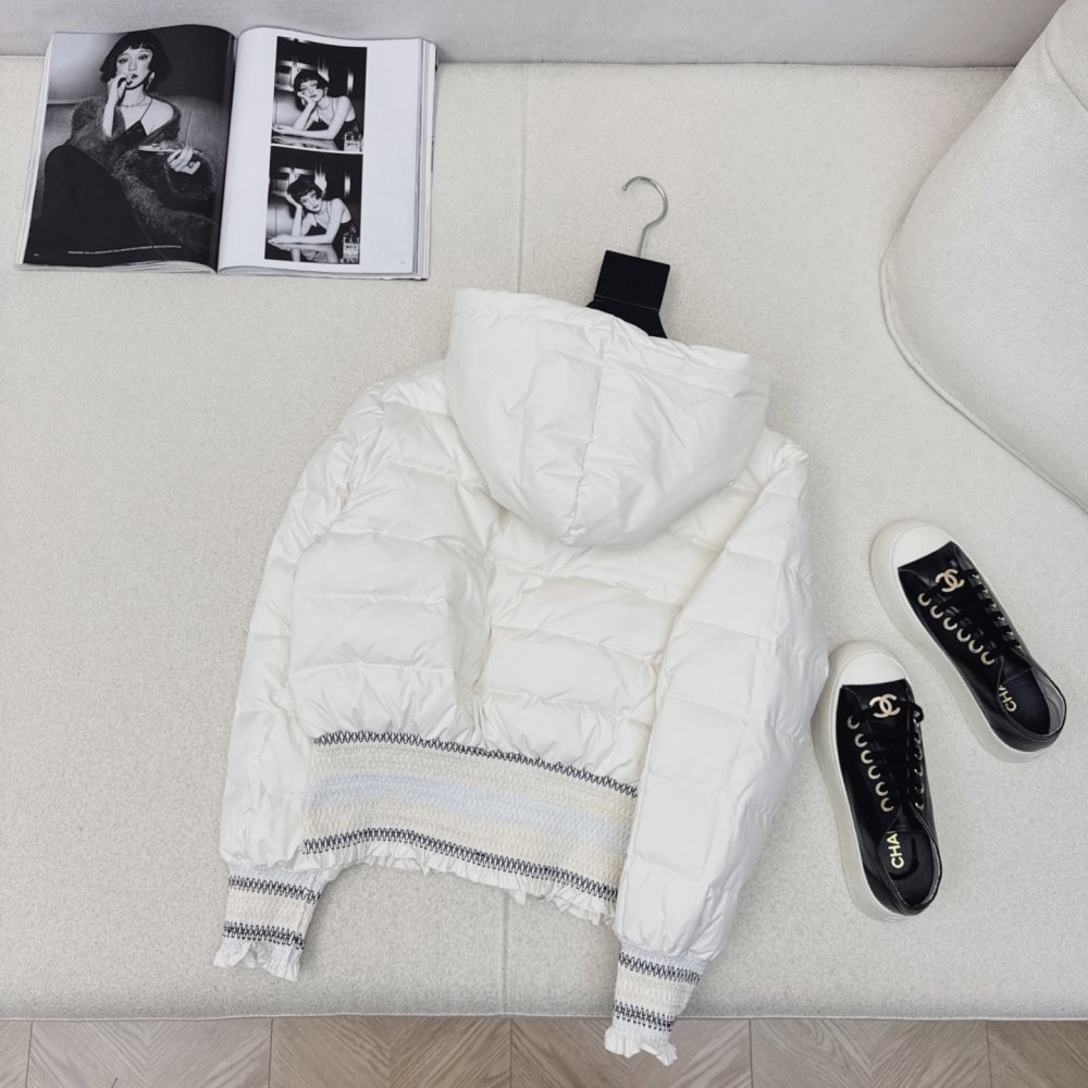 Куртка пуховик жіноча фото 9