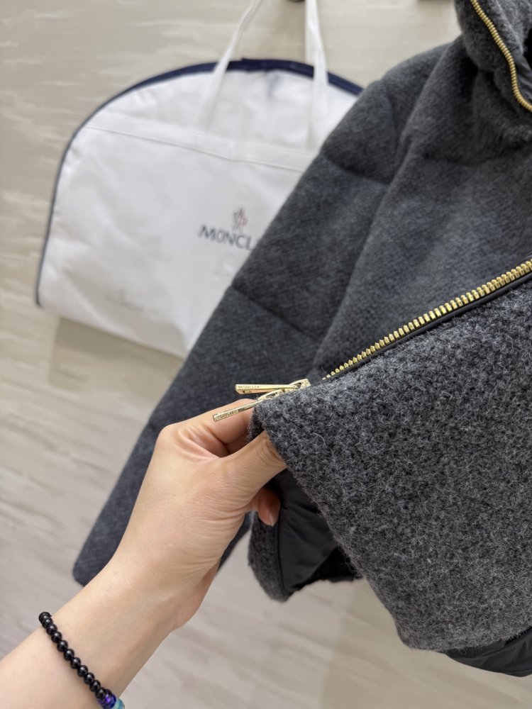 Куртка пуховик жіноча фото 9