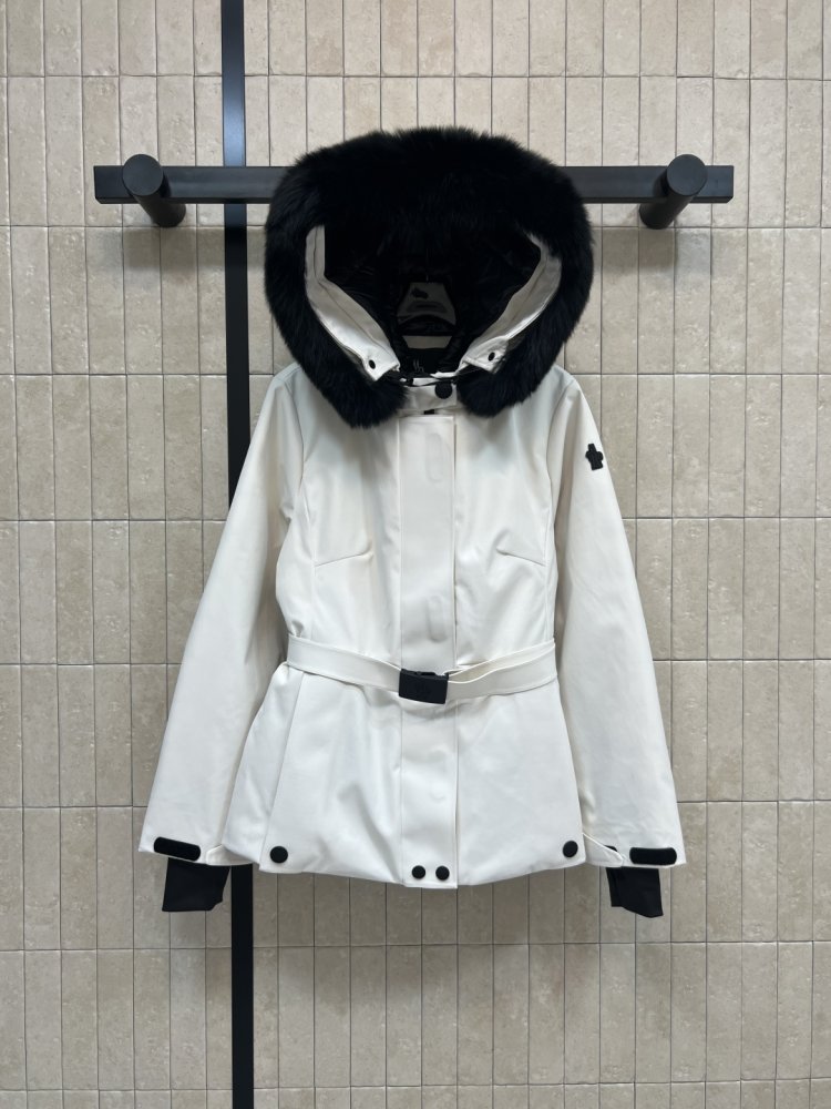 Куртка пуховик женский