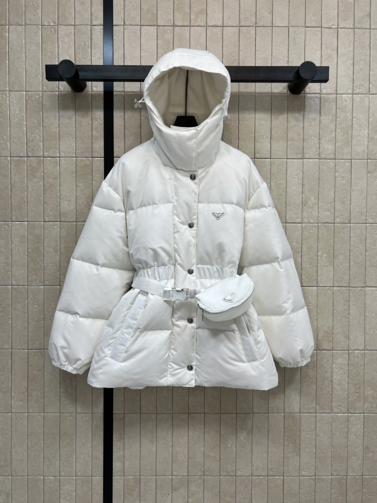 Куртка пуховик жіночий