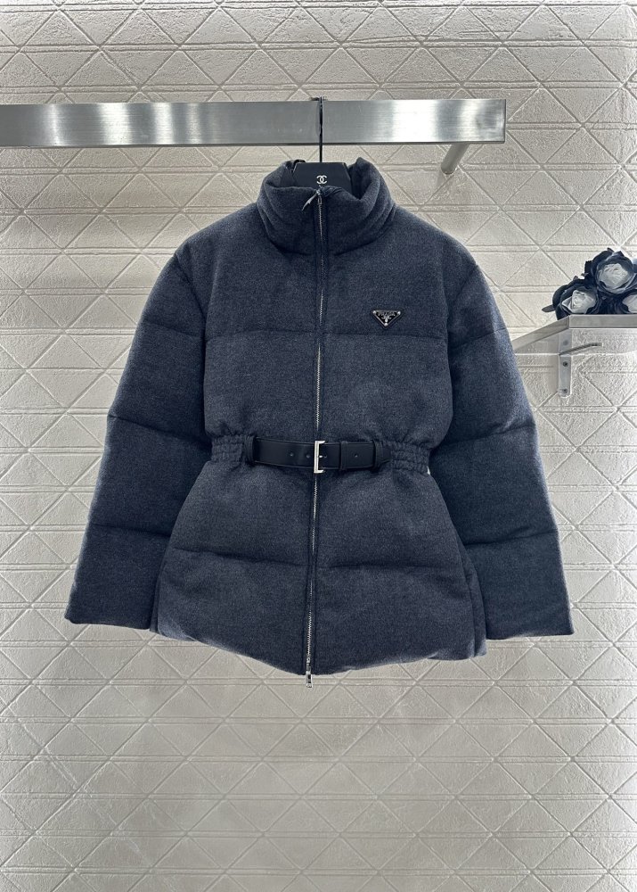 Куртка пуховик женский