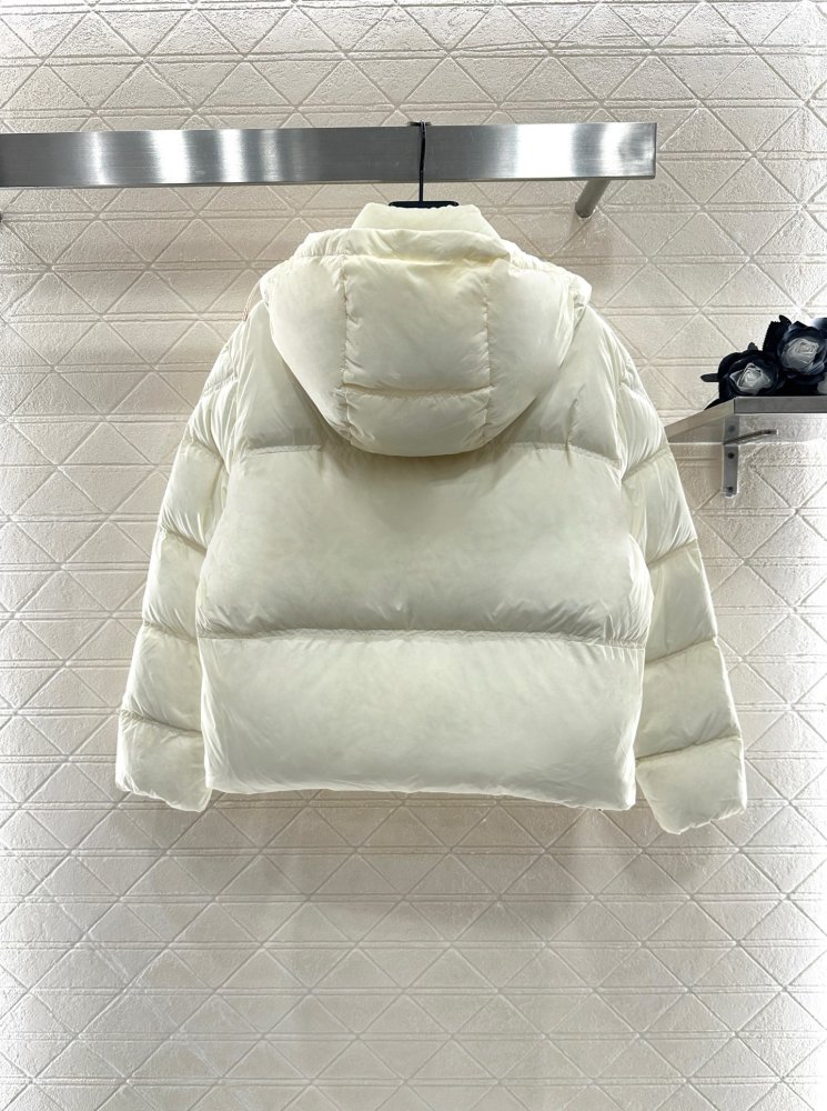 Куртка пуховик жіночий фото 2