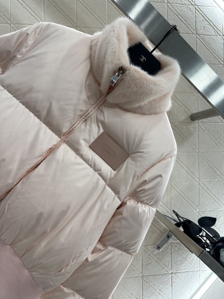 Куртка пуховик женский фото 5