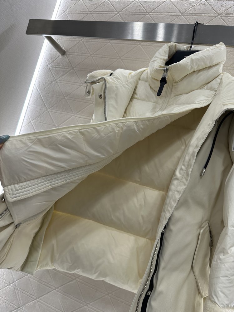 Куртка с капюшоном и воротником фото 5