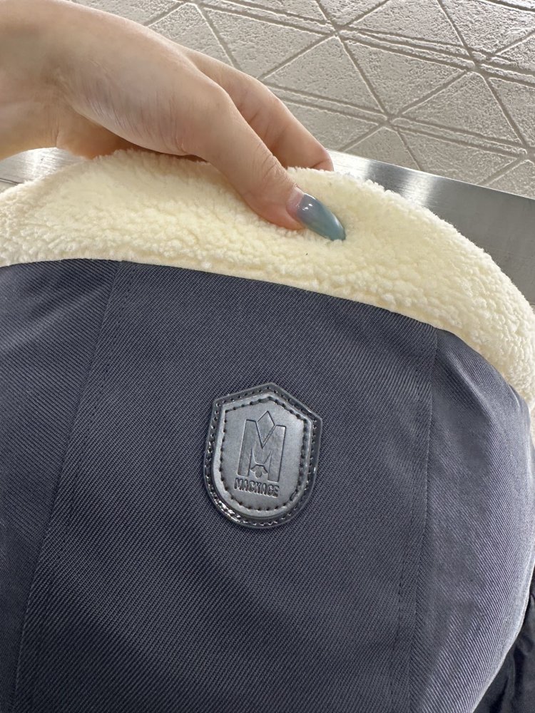 Куртка с капюшоном и воротником фото 7