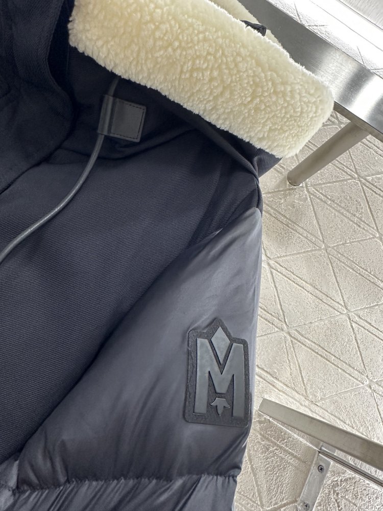 Куртка с капюшоном и воротником фото 8