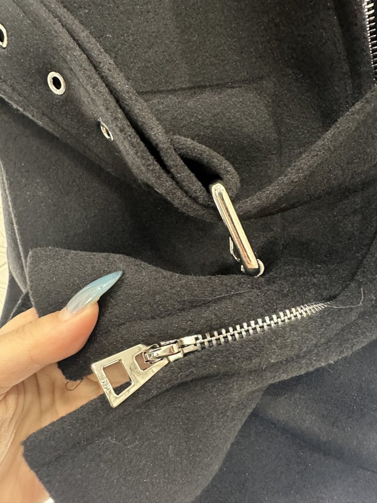 Куртка с капюшоном и завязками фото 7