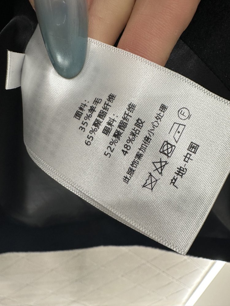 Куртка с капюшоном и завязками фото 9