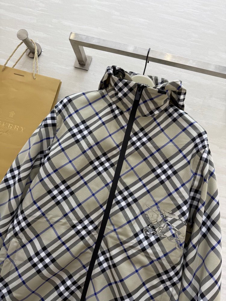 Jacket from hood women's фото 2