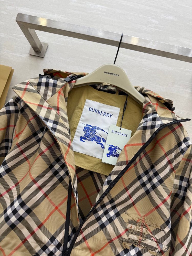 Jacket from hood women's фото 3