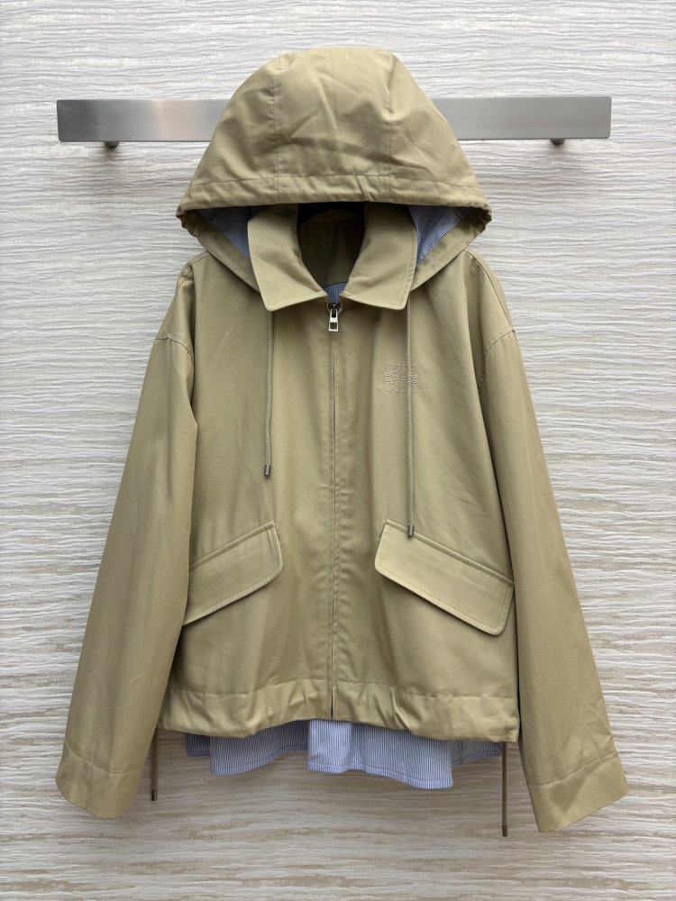 Куртка з капюшоном