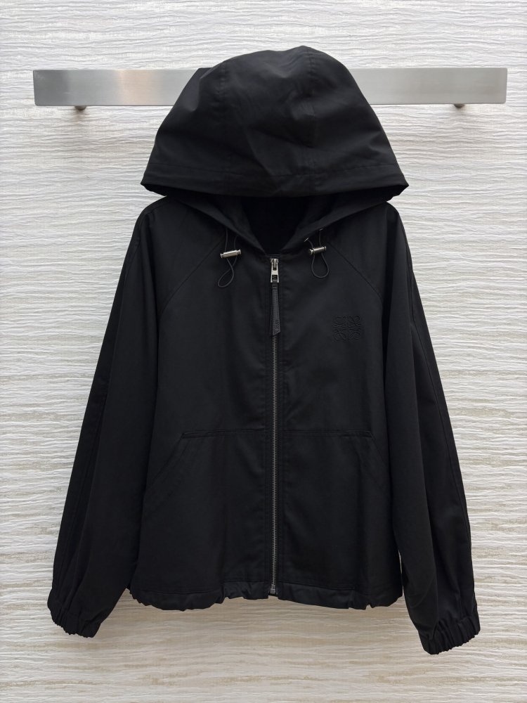 Куртка с капюшоном