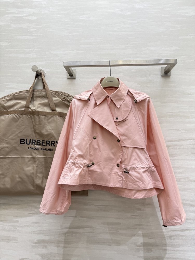 Куртка с капюшоном