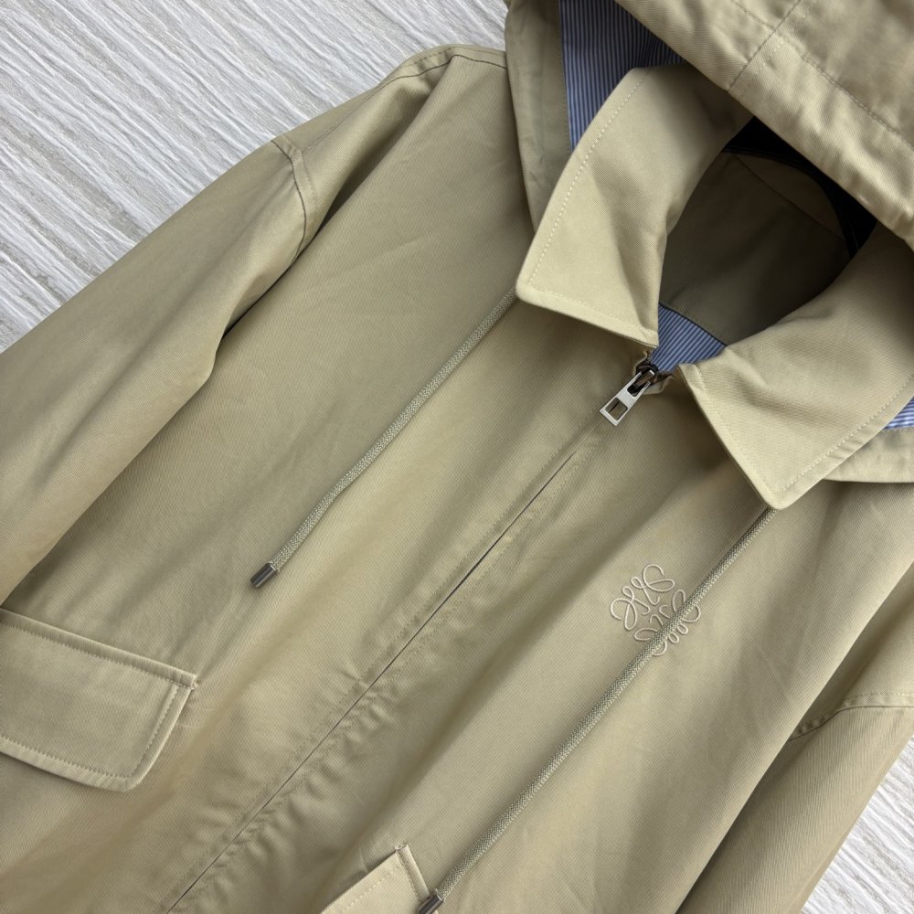 Куртка з капюшоном фото 3