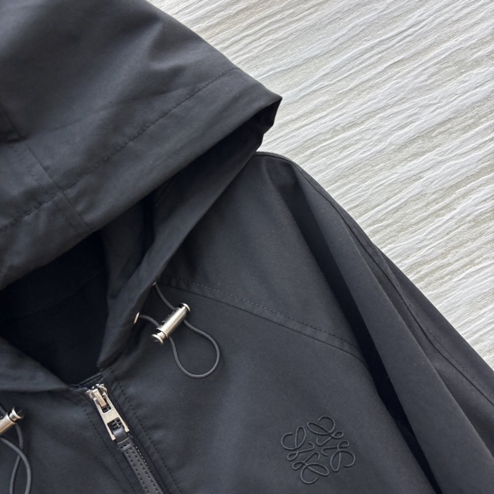 Куртка с капюшоном фото 4