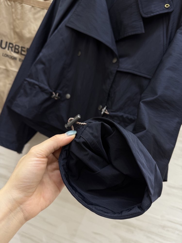 Jacket from hood фото 4