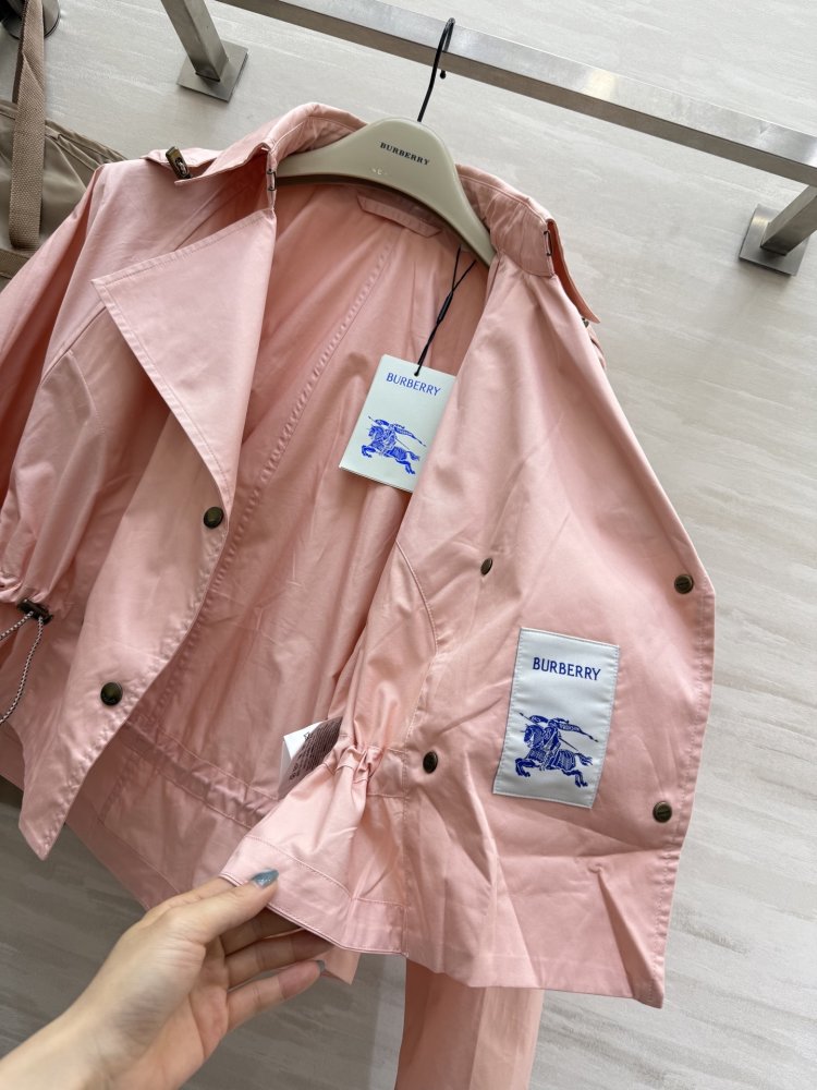 Куртка с капюшоном фото 7