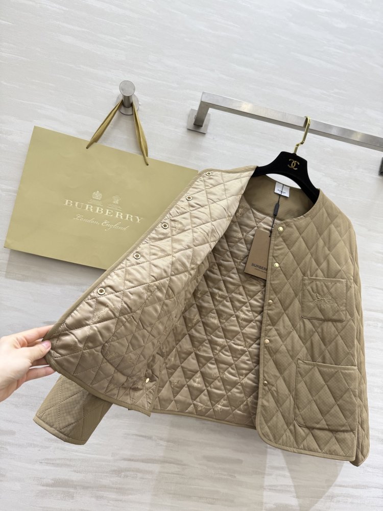 Куртка стеганая женская фото 7