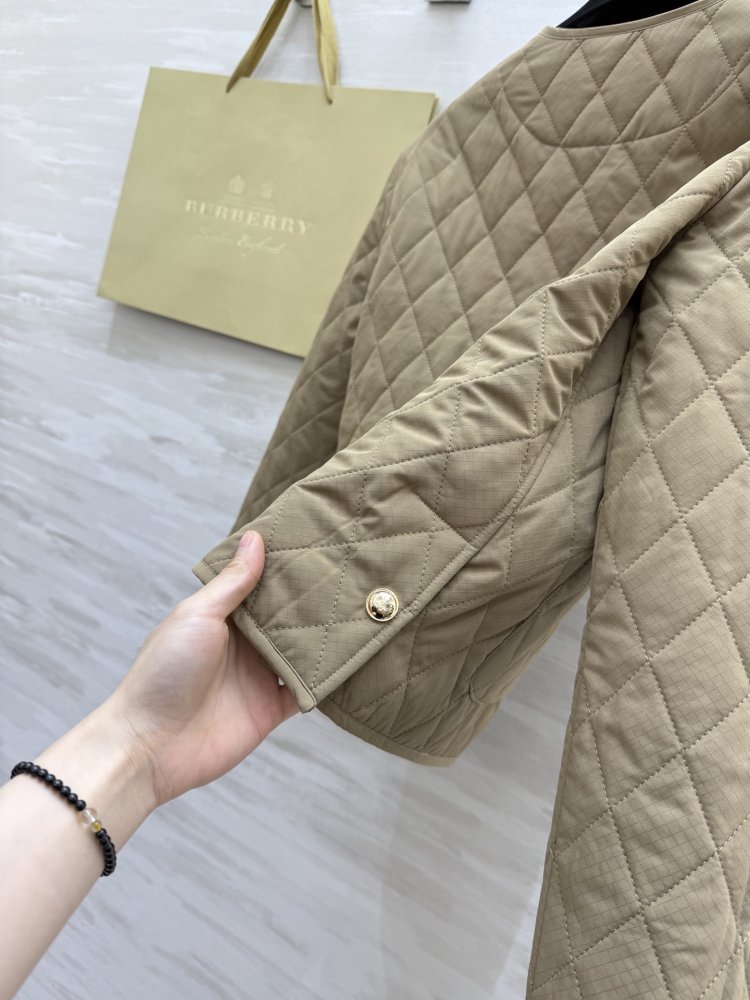 Куртка стеганая женская фото 9