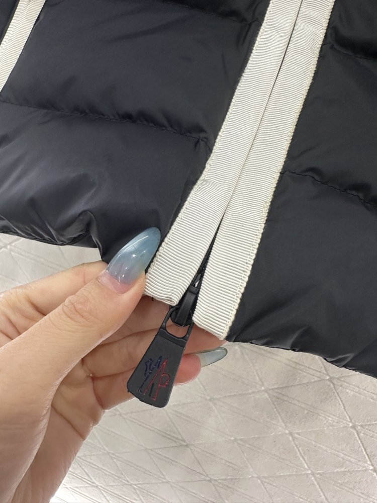 Куртка в стиле пэчворк с капюшоном фото 5