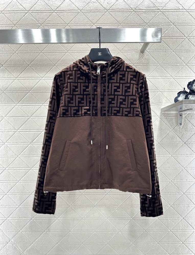 Куртка ветровка женская