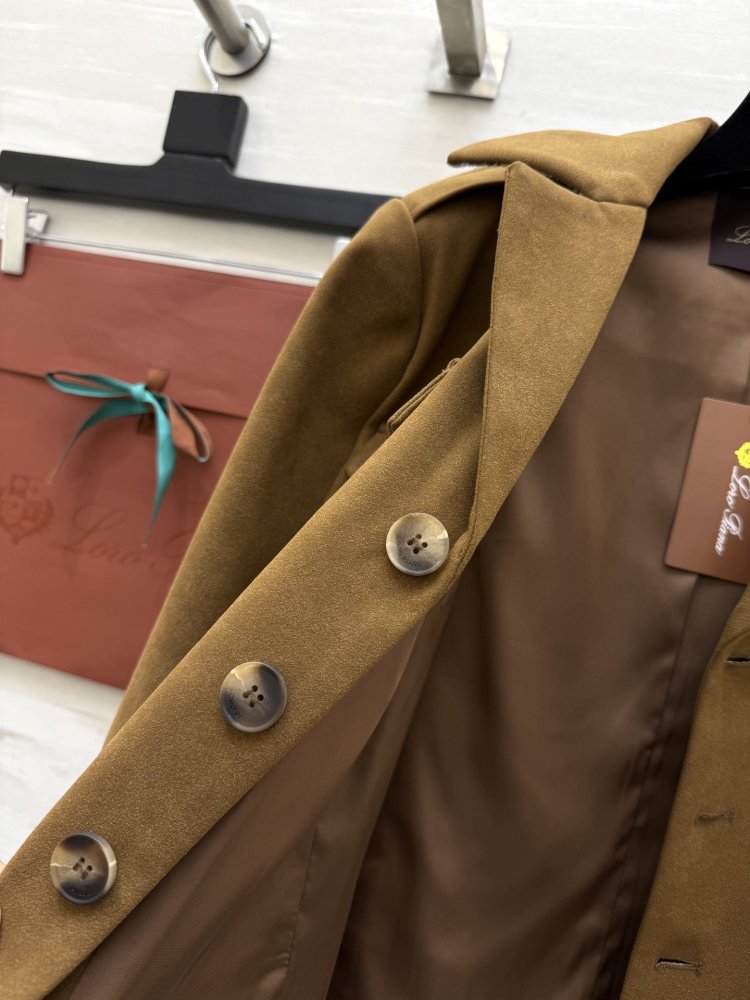 Куртка замшевая женская фото 9