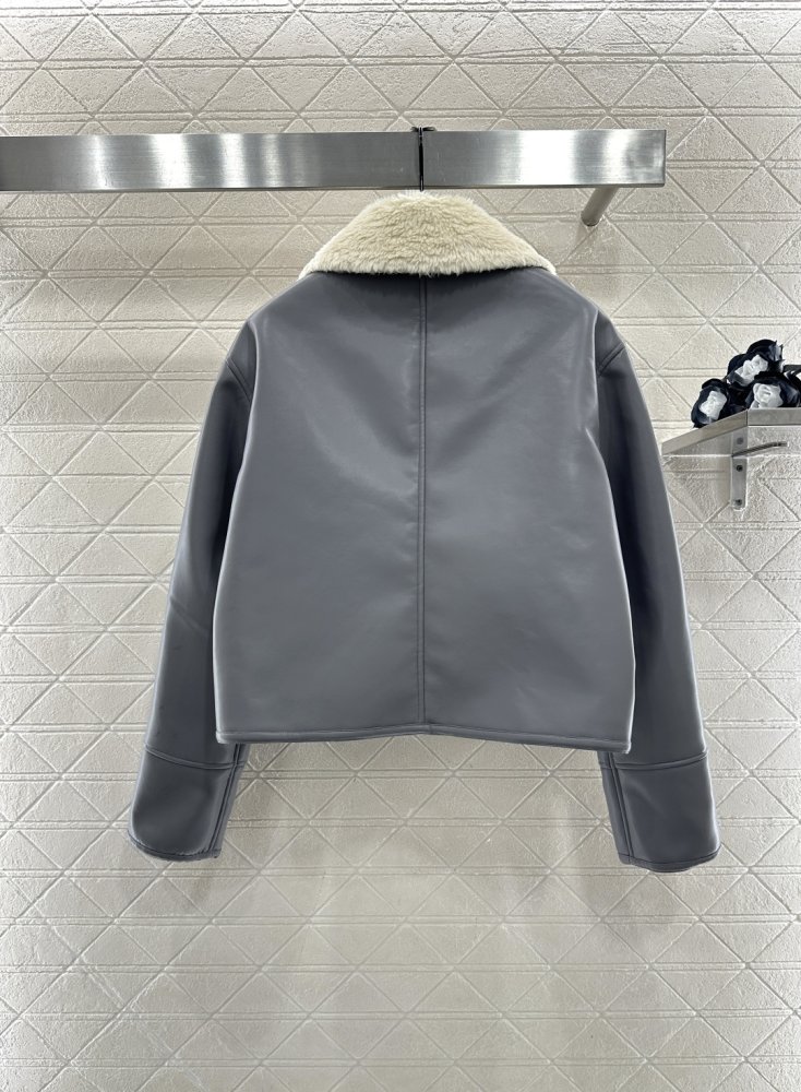 Куртка женская на меху фото 2