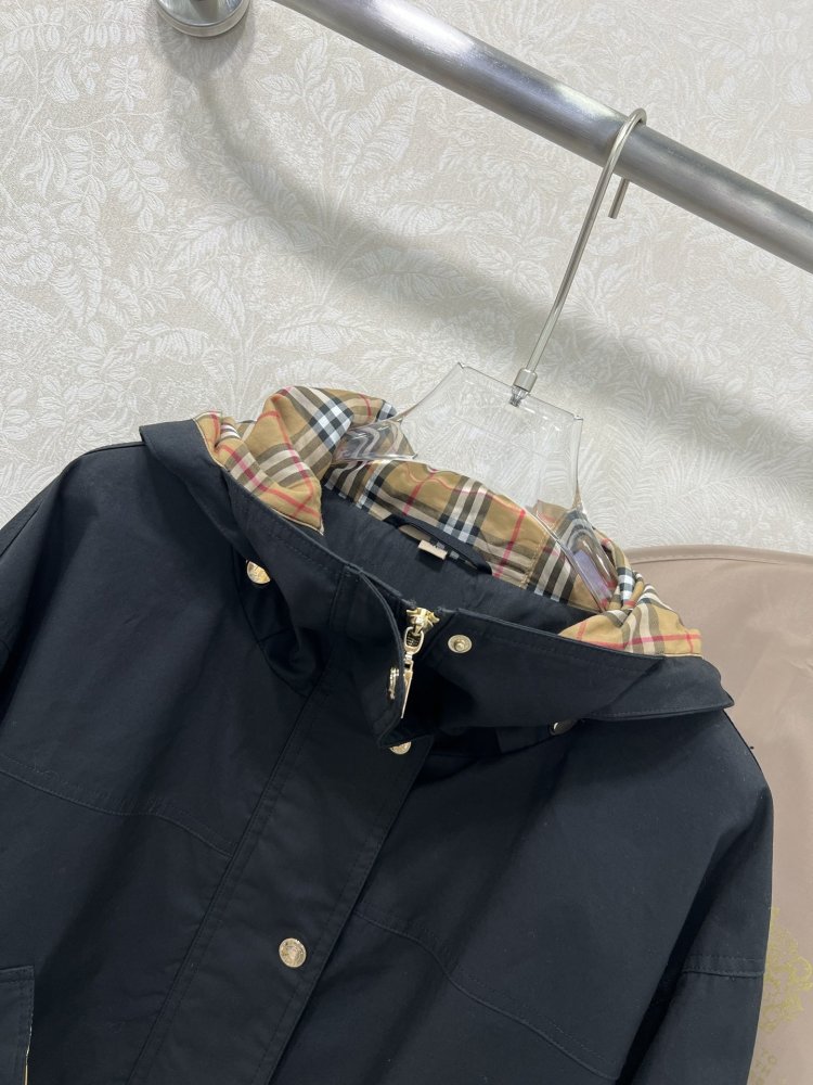 Куртка жіноча на блискавки фото 2