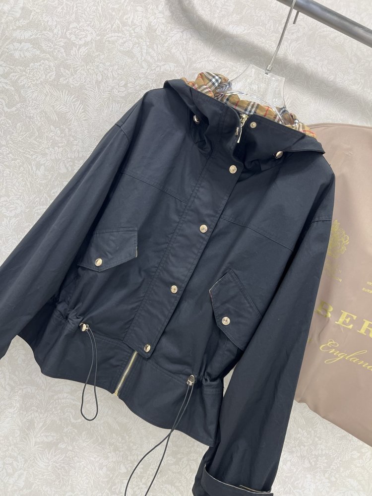 Куртка жіноча на блискавки фото 3