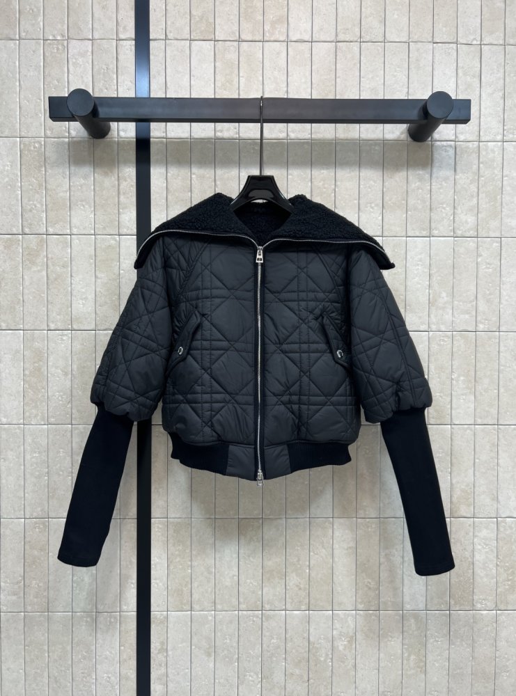 Jacket women's from long sleeves