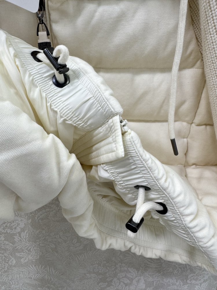 Куртка женская с кашемировыми рукавами фото 6