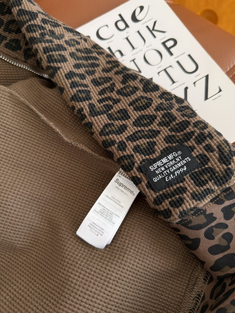 Куртка женская с леопардовым принтом фото 8