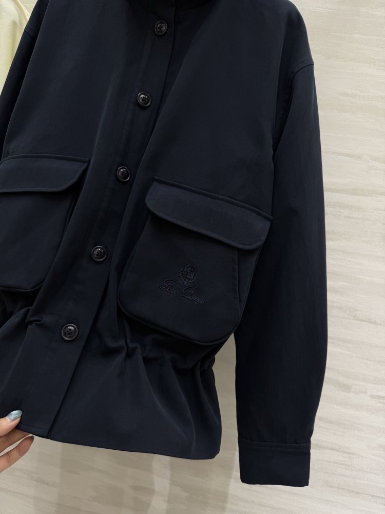 Куртка женская с воротником-стойкой фото 2