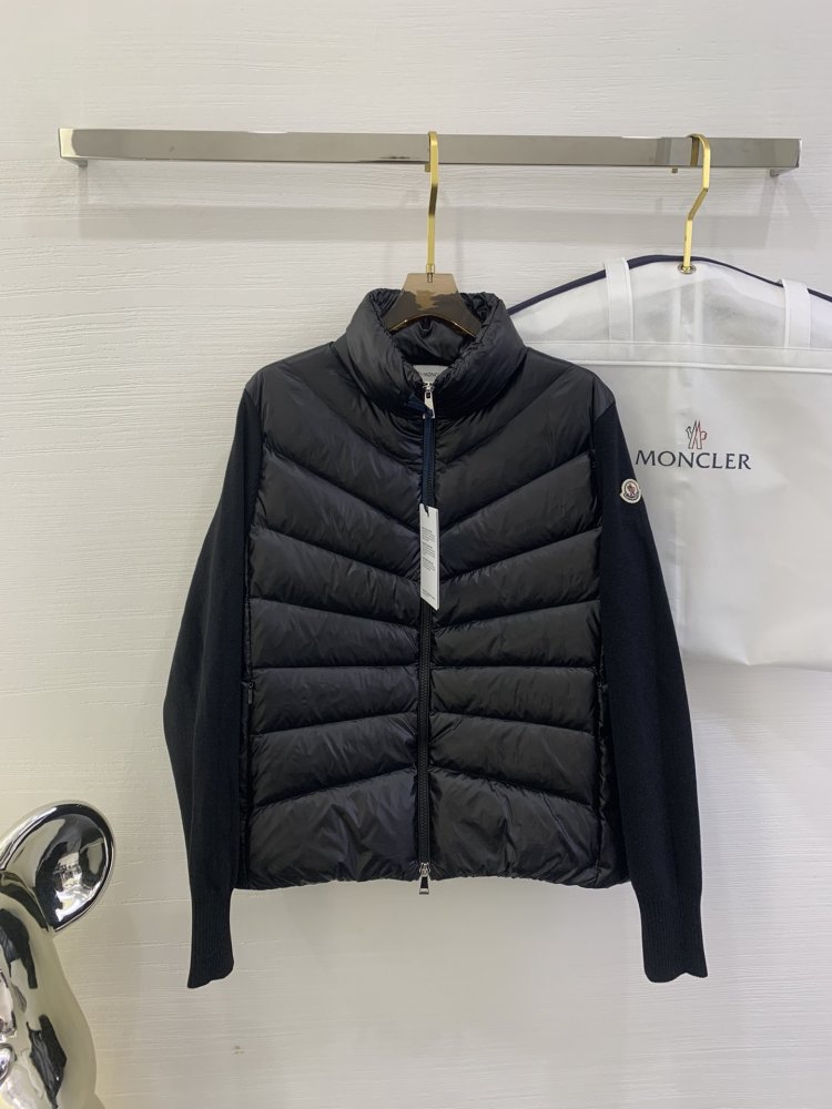 Куртка жіноча