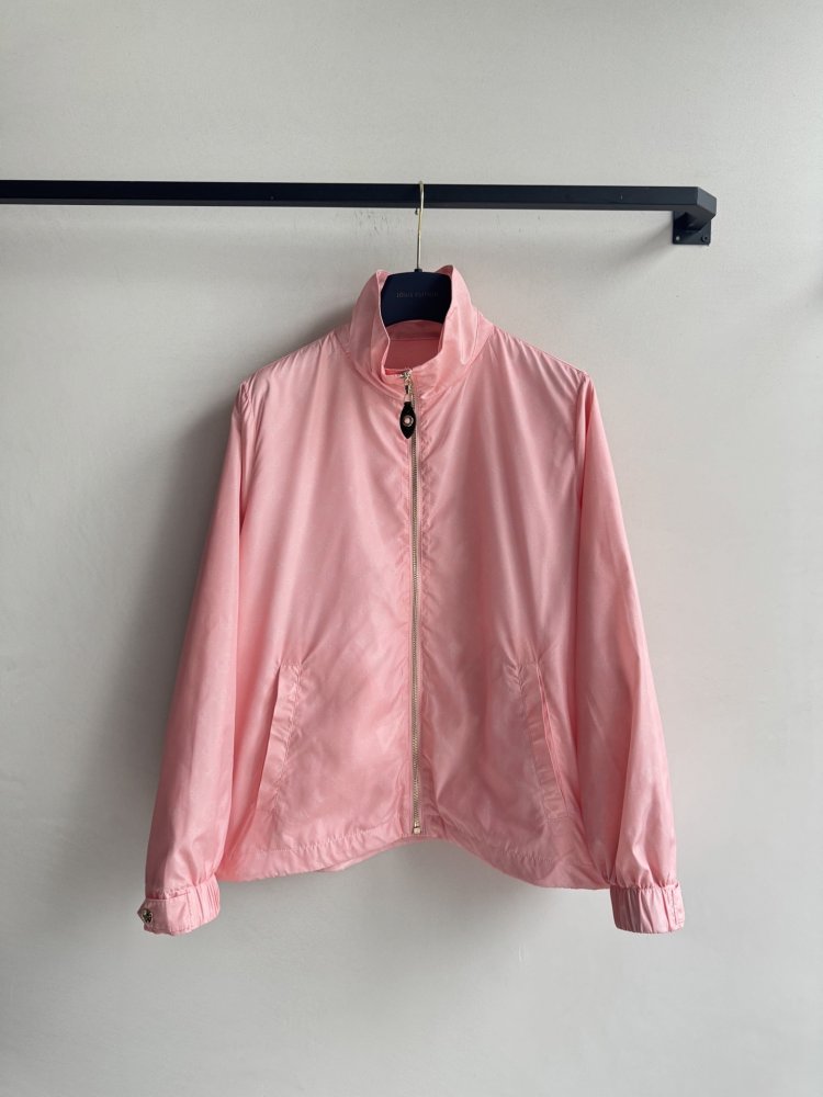 Куртка жіноча