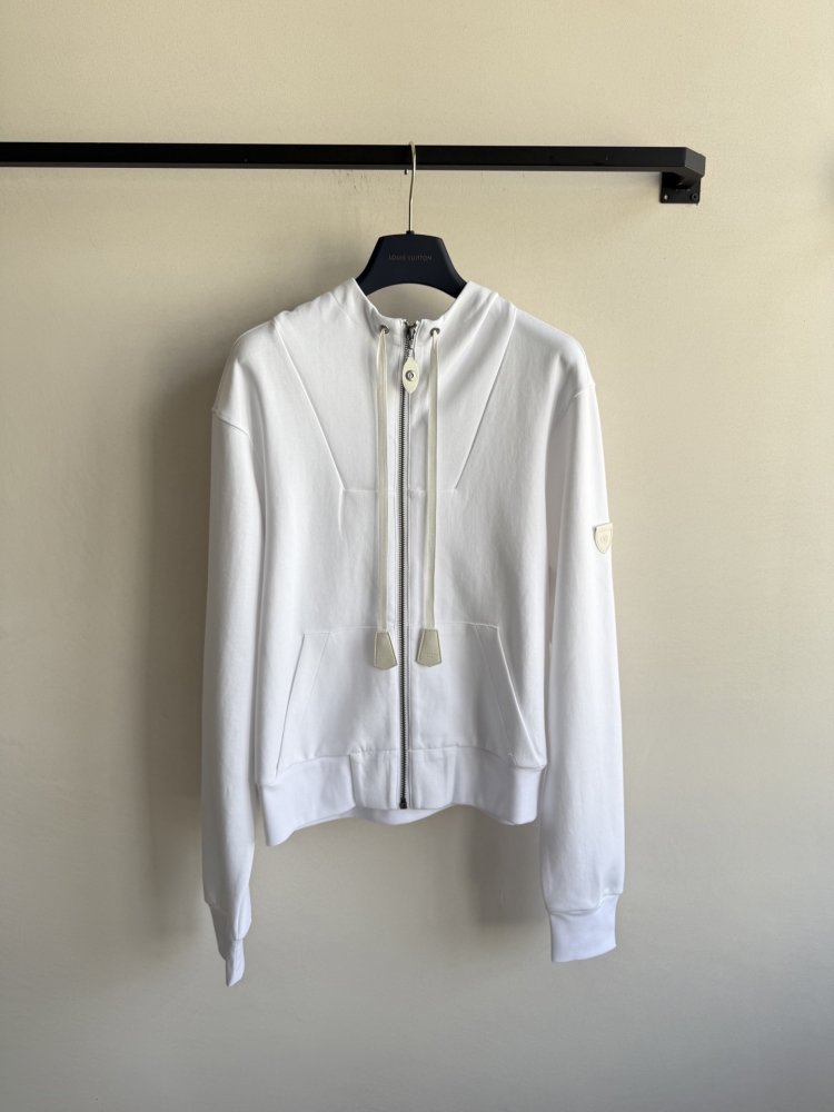 Куртка жіноча