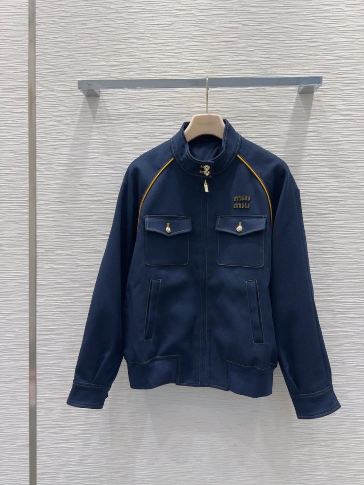 Куртка жіноча