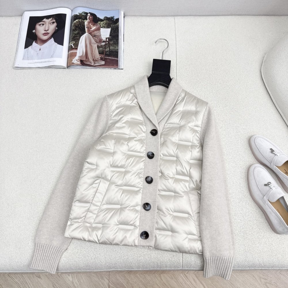 Куртка жіноча