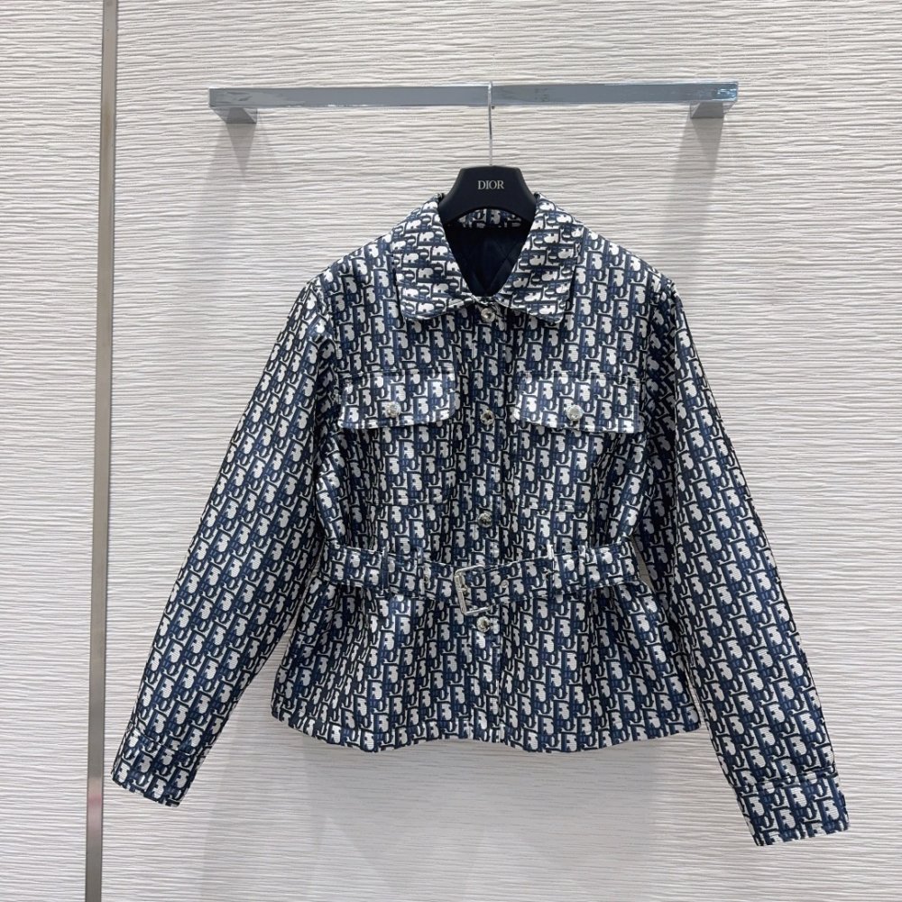 Куртка жіноча