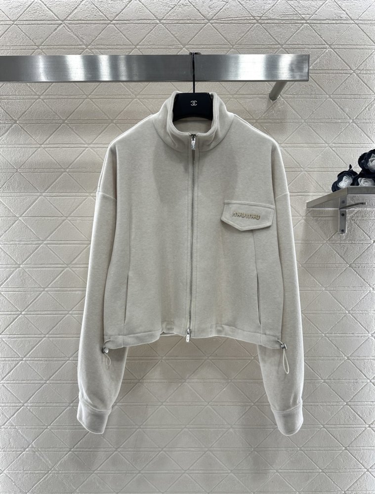 Куртка жіноча